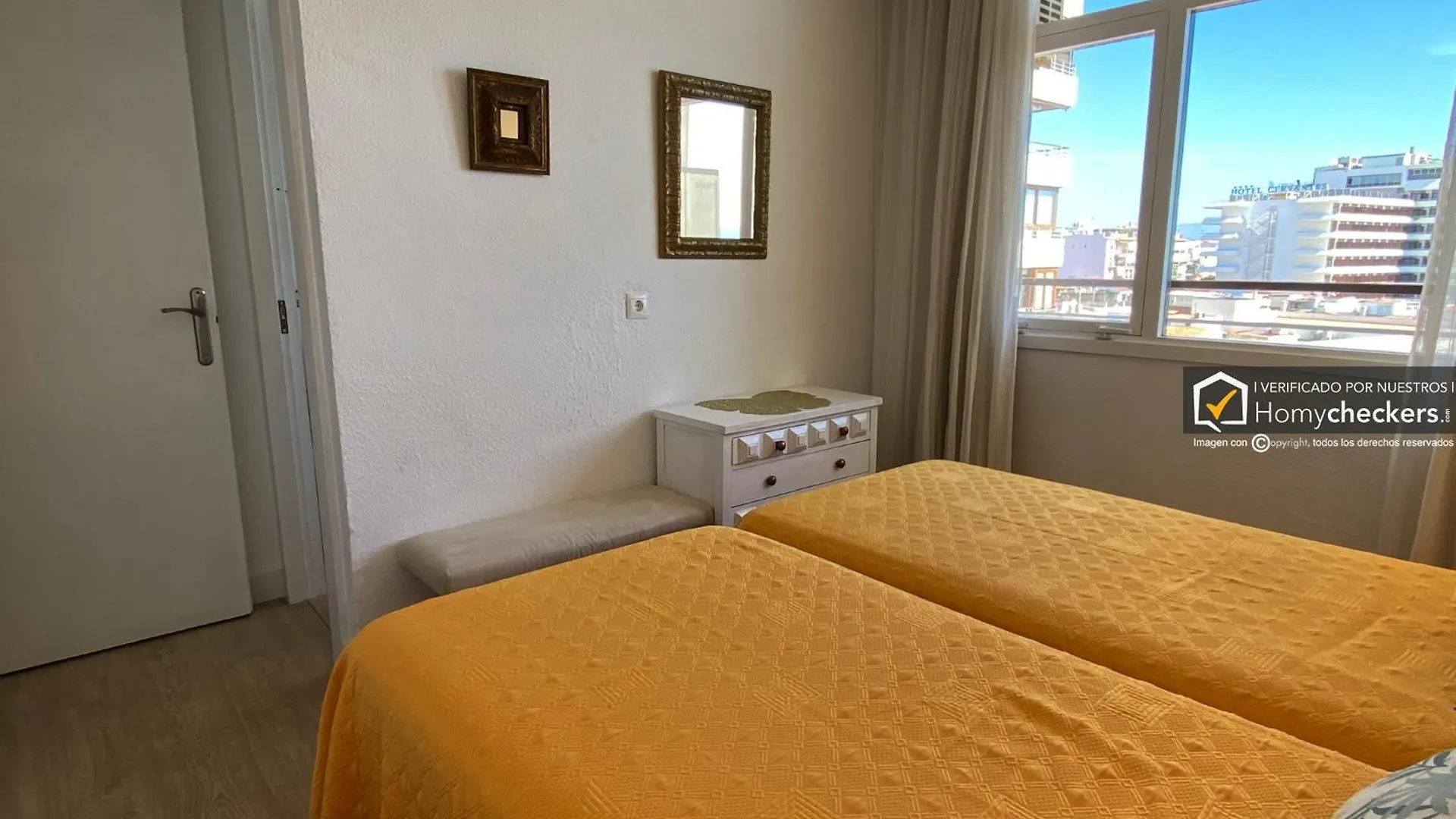 Cozy Apartamento Centro 托雷莫利诺斯 公寓