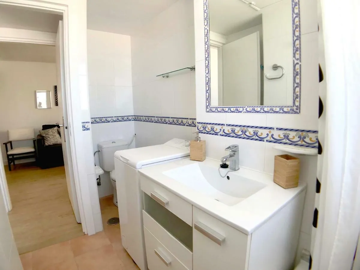Cozy Apartamento Centro 托雷莫利诺斯